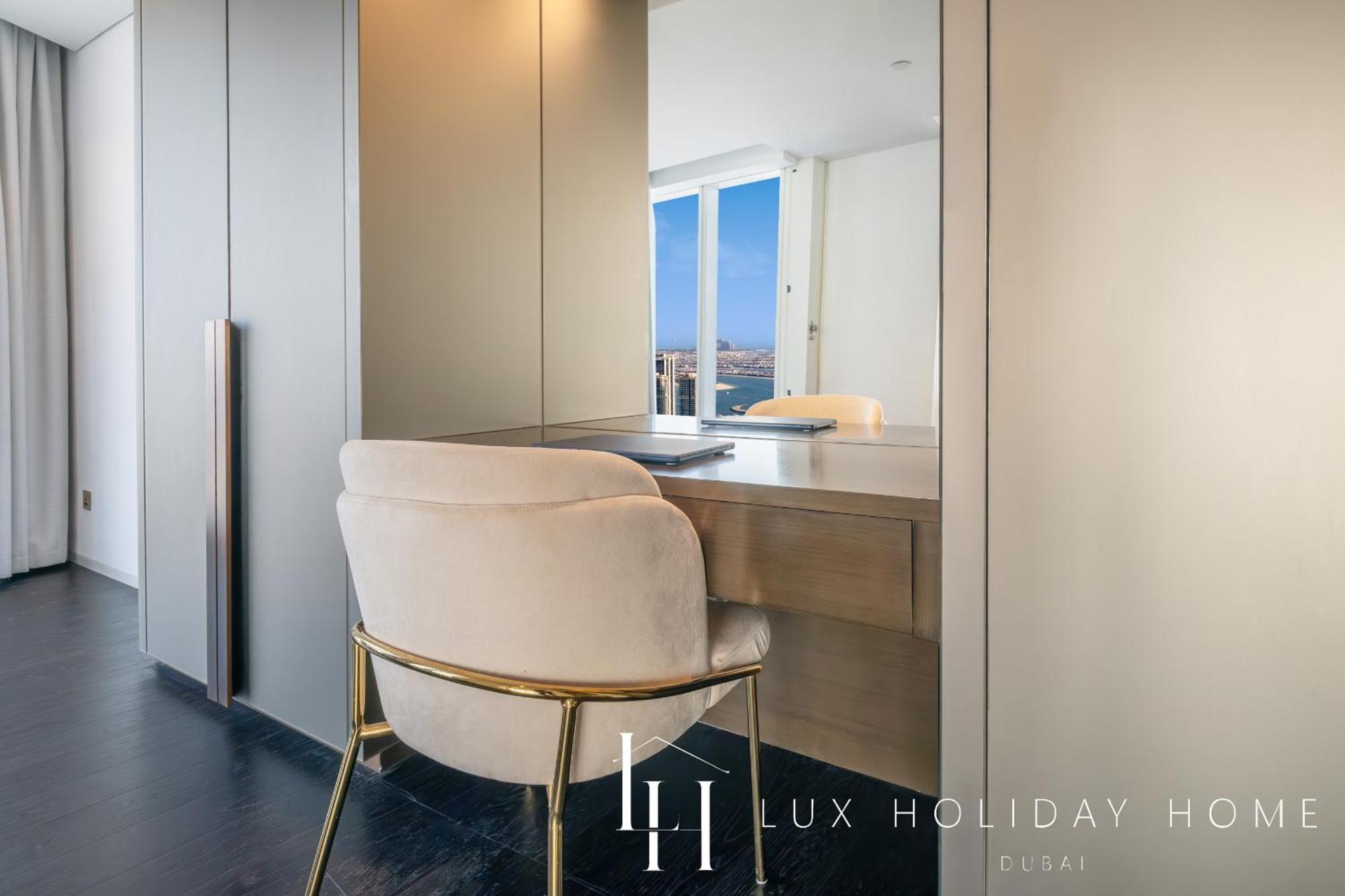 Lux - Lavish Suite With Full Palm Jumeirah View 1 ドバイ エクステリア 写真